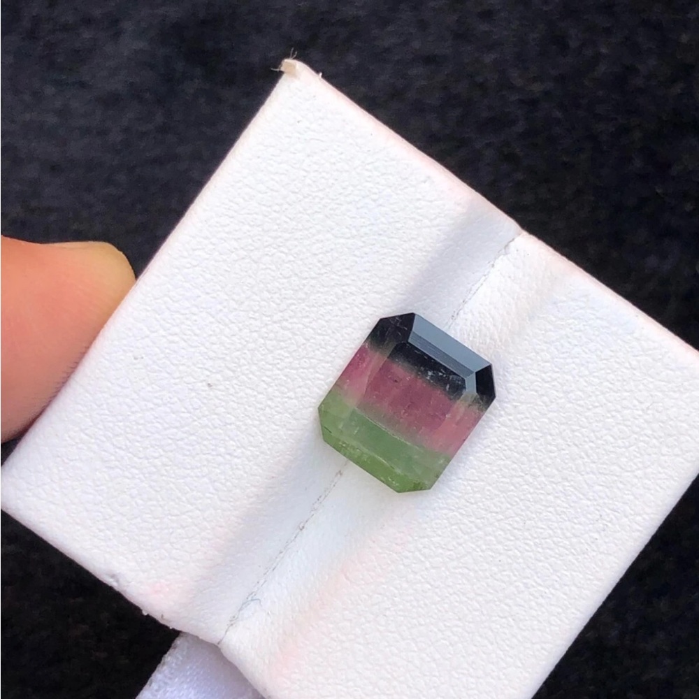 3.10ct genuine  Tri color watermelon tourmaline  loose in gem jar$1002 - Picture 6 of 8